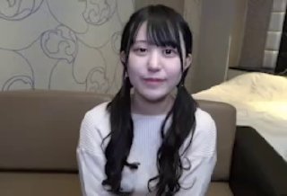 【花絮】极品女友穿着情趣黑丝用假鸡巴插出白浆